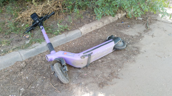 12-летний школьник на самокате сбил женщину в Самаре