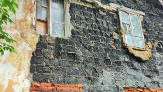 В Самаре показали страшные последствия урагана на улице Санфировой 110