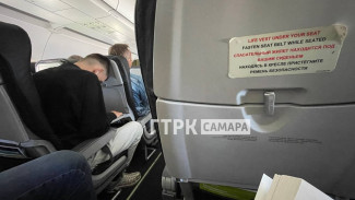 Пассажиры лайнера "зависли" в небе между аэропортами Самары и Москвы
