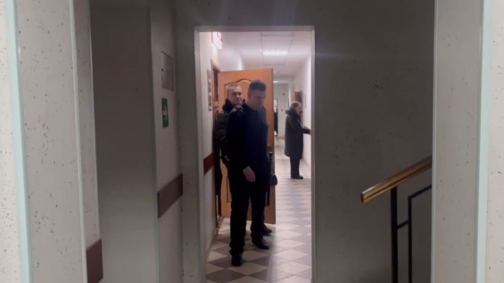 В Самарской области за гибель трех человек осудили продавца смертельного алкоголя