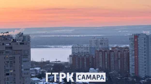 Появились кадры огненного заката в Самаре 22 февраля