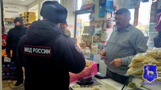 В Самаре ОМОН провел облаву на мигрантов на популярном рынке