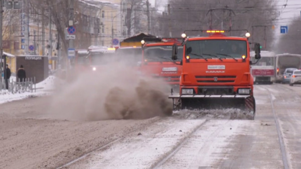 Самарских водителей предупредили о маршрутах снегоуборщиков ночью 4 февраля 