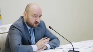 Вячеслав Федорищев рассмотрел обращения граждан на оперативном совещании в правительстве