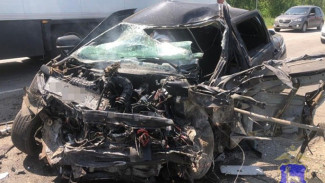 Под Самарой в массовом ДТП пострадали два человека 