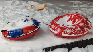 Самарцы массово бросились закупить тюбинги и ледянки