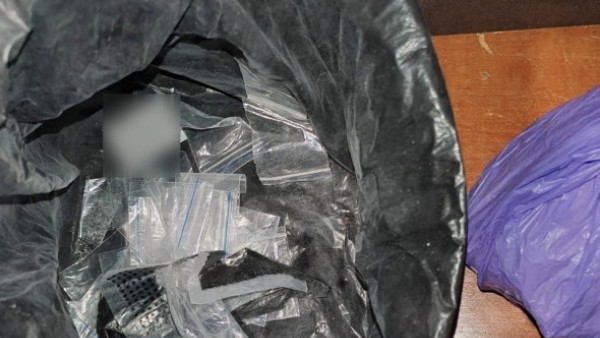 Синтетика и героин: в Самарской области полицейские поймали крупного наркокурьера