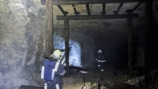 Спасатели вели поиск двух человек в загоревшихся Сокских штольнях