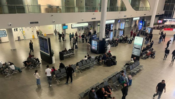 Более 8 часов пришлось ждать вылета пассажирам рейса Нижневартовск - Самара 