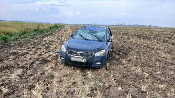 Самарские полицейские рассказали о двух пострадавших детях 3 и 9 лет в ДТП с Kia Ceed