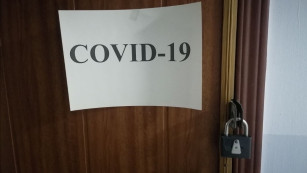 Он всё еще среди нас: официальные данные о COVID-19 в Самарской области