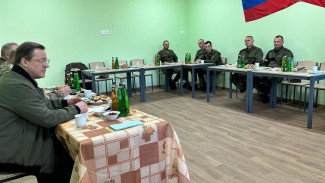 Самарский губернатор провел личный прием земляков-участников СВО в Запорожье