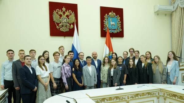 Вячеслав Федорищев встретился со студентами Самарского университета имени Королева