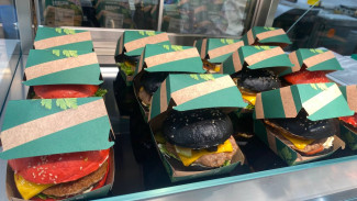 Самарцам рассказали о главной причине переедания у детей