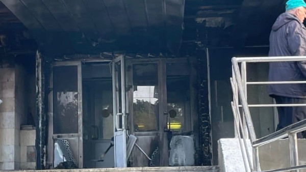 В Тольятти ранним утром 22 сентября загорелось крыльцо мэрии 