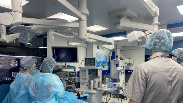 17 главных врачей завершили обучение в самарской медицинской школе 2025