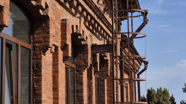 В Самаре продали Дом Юрина из сериала «Жизнь и судьба» застройщику «Развитие» из Воронежа