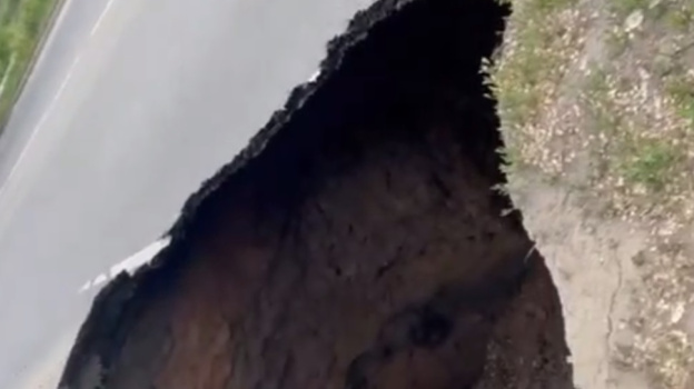 В Самаре улица Алма-Атинская ушла под землю – Новости Самары и ...