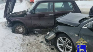 32-летняя женщина госпитализирована в результате ДТП под Самарой