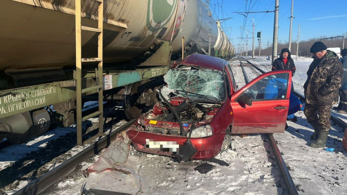 В Самарской области 25 февраля легковушка попала под товарный поезд –  Новости Самары и Самарской области – ГТРК Самара