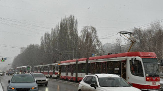 12 декабря в центре Самары встало трамвайное движение