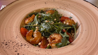 Официантка откровенно призналась, что приходится терпеть за 60 тысяч рублей в Самаре