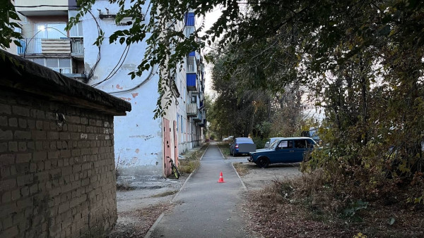 В Самарской области автомобиль сбил 8-летнего велосипедиста