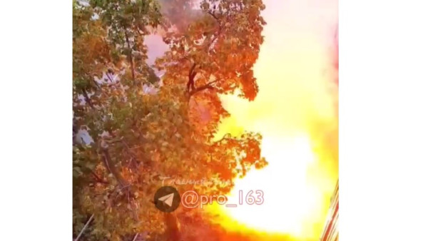 Очевидцы: на улице вспышки и звуки взрывов под Самарой