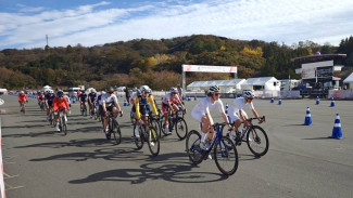 Самарская велосипедистка Елизавета Бавыкина порвала розовые штаны и стала чемпионкой России