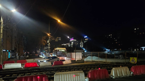 В Самаре начали восстанавливать рельсы на улице Полевой