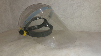 Искра от болгарки прожгла глаз жителю Самары 