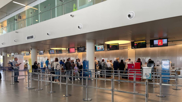 В аэропорту Курумоч нашли 15 партий опасных продуктов