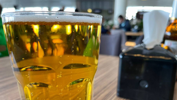 Самарцам назвали первые признаки отравления метанолом