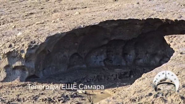 Самарский блогер в разгар летней жары нашёл в городе снег
