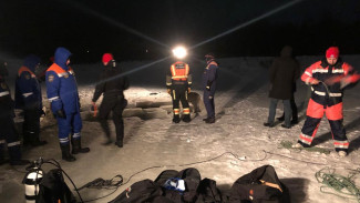 Тело женщины утонувшей в проруби на глазах детей и мужа найдено