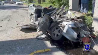 Полиция рассказала, кого насмерть раздавил упавший автокран под Самарой