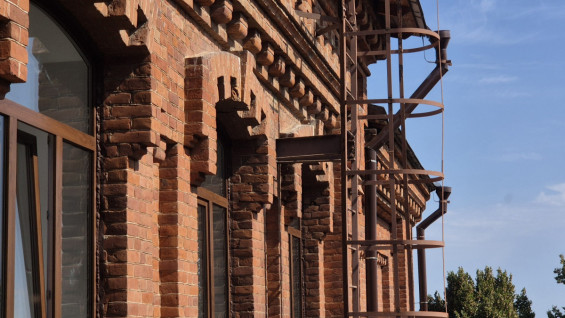 В Самаре объявили конкурс на реставрацию крыши старинной усадьбы на Ленинградской за 4,6 млн. рублей