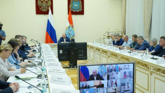 Губернатор Федорищев провел оперативное совещание в областном правительстве 