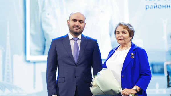 Губернатор Вячеслав Федорищев поздравил медицинских работников области с предстоящим профессиональным праздником