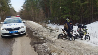 В Самарской области поймали подростков на спортбайках