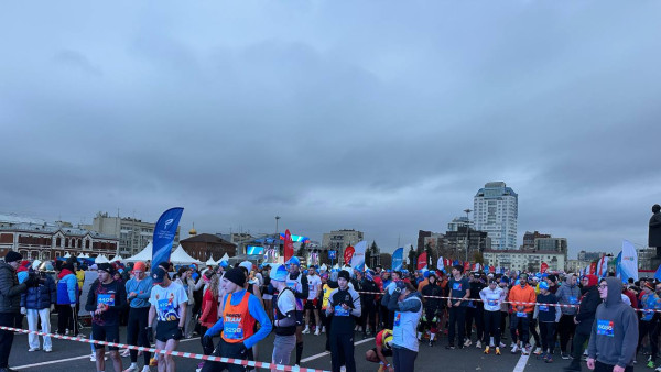 Массовый забег «Чистый спорт» открыл форум «Россия – спортивная держава» в Самаре