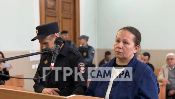 «Она могла спасти моих родителей, но этого не сделала»: Людмила Тархова выступила на суде собственной дочери