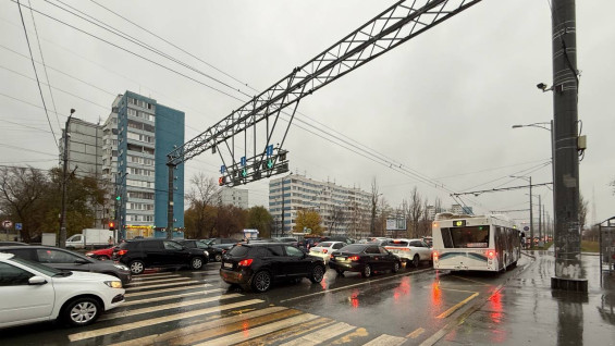 Появились кадры массового ДТП в тоннеле на Московском шоссе 9 декабря