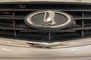 АвтоВаз отзывает более 33 тысяч автомобилей Lada GRANTA