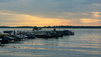 В Самаре выставлен на продажу военный катер за 24 тысячи рублей