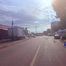 В Самаре автомобиль сбил подростка на электрическом мини-мотоцикле 