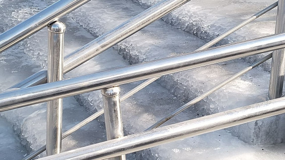 В Самарской области 15 февраля из-за гололеда объявили погодную опасность