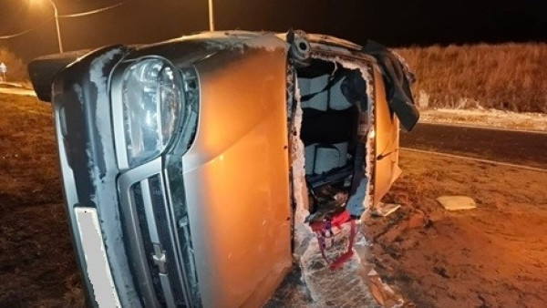 В Самарской области фура снесла Chevrolet Niva, водитель госпитализирован