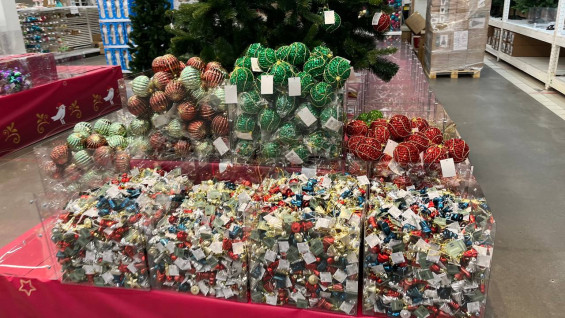 Самарцам рассказали, как выбрать безопасные и стильные новогодние украшения