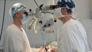 Тольяттинские нейрохирурги провели сложную операцию пациентке с редкой патологией мозга